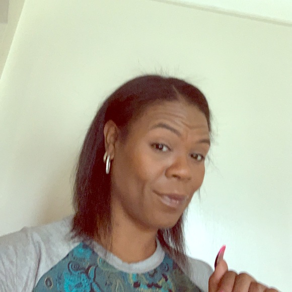 Meet your Posher, Tajma - Picture 1 of 2